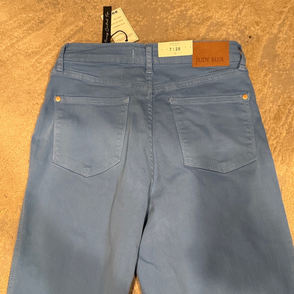 Judy Blue Wide Leg Crop high rise Garment Dyed sky Blue Jeans brand new size 28 - Picture 8 of 12